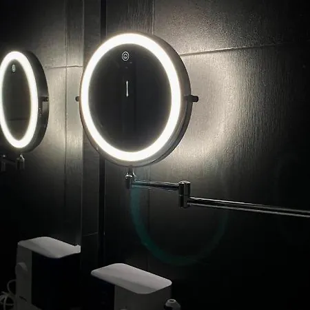 아파트 Deluxe 200m From Road 반스코