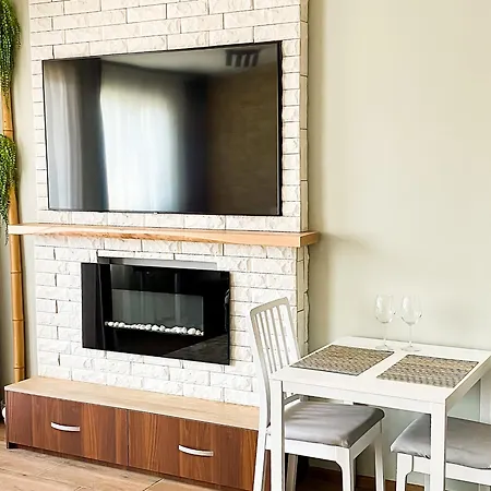 Deluxe 200m From Road Apartment